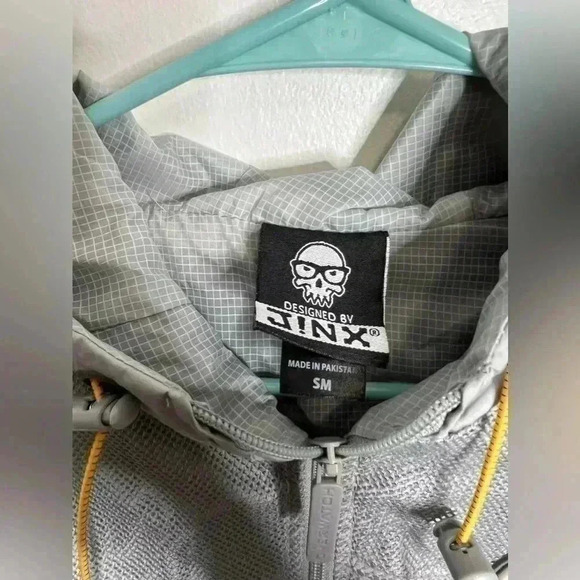 The Overwatch Windbreaker size small - Picture 4 of 6